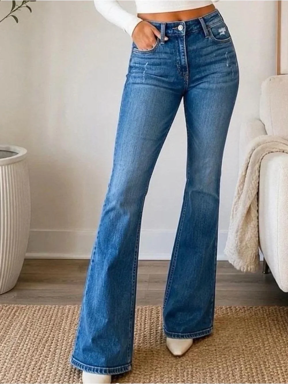 Abercrombie & Fitch The Flare Ultra High-Rise Flared Blue Jeans Women’s size 27